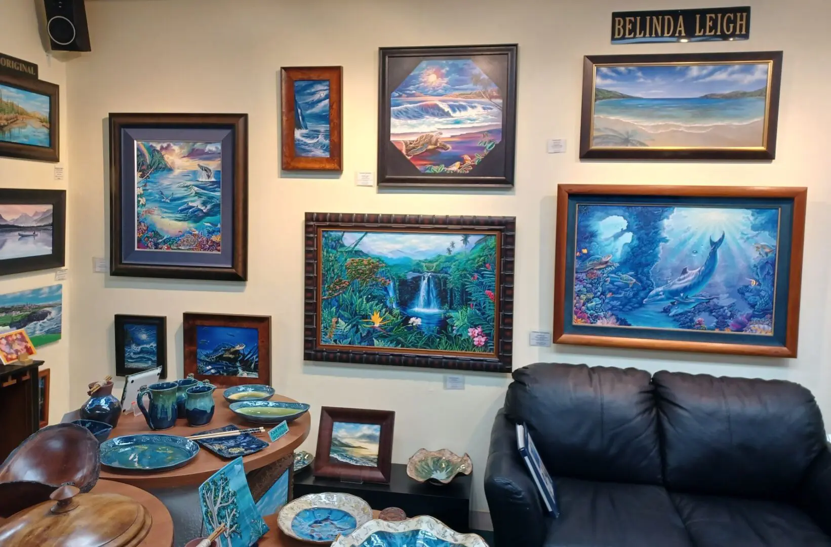 Paintings, Pottery, Glass and Wood Bowls.jpg_1677192888
